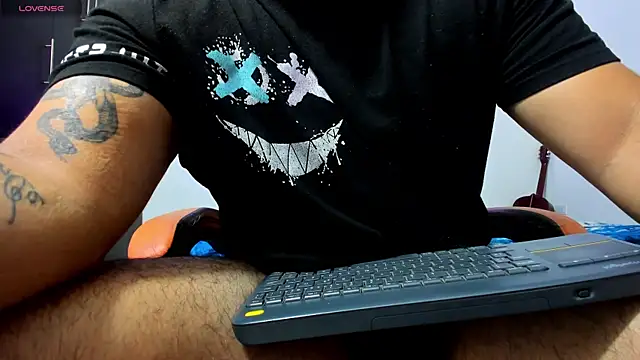 thiago  cp01 online show from June 26, 2:39 am