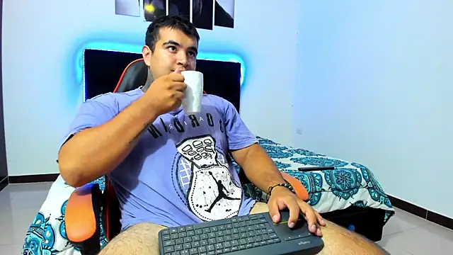 thiago  cp01 online show from January 10, 2:18 am