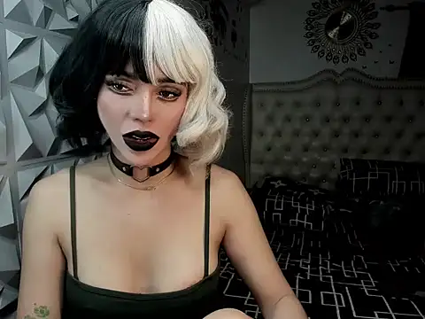 janecomander online show from April 19, 3:46 pm