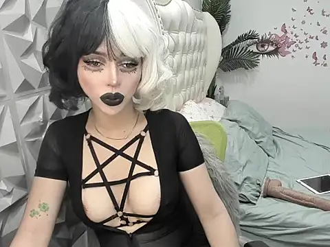 janecomander online show from April 2, 1:18 pm