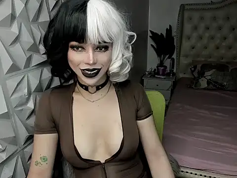 janecomander online show from June 5, 4:50 am