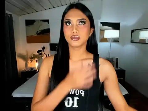 CallaWang online show from February 9, 6:28 pm