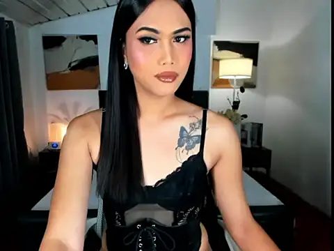 CallaWang online show from November 2, 6:13 pm