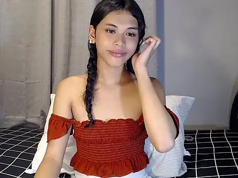 urcurlydiva online show from January 6, 4:22 pm