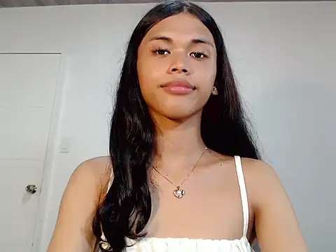 Snapshot of urcurlydiva chatting on October 27, 7:42 am urcurlydiva online show from October 27, 7:42 am