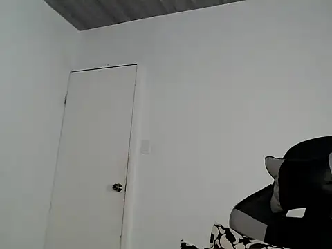 urcurlydiva online show from November 6, 6:17 am