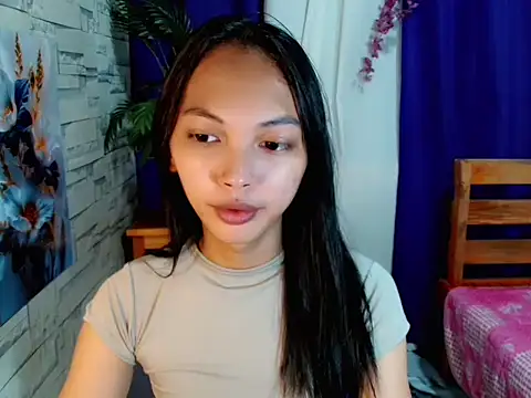 Snapshot of Simi_Ipit chatting on June 23, 6:11 am Simi Ipit online show from June 23, 6:11 am
