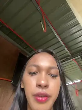 Snapshot of Simi_Ipit chatting on June 17, 6:35 am Simi Ipit online show from June 17, 6:35 am