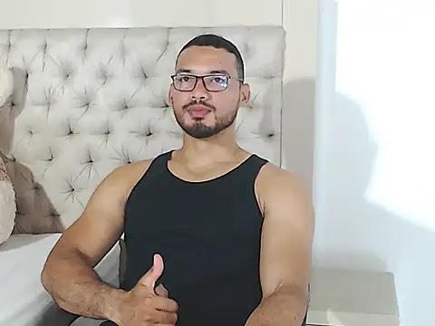 marcusblade online show from September 16, 6:42 pm