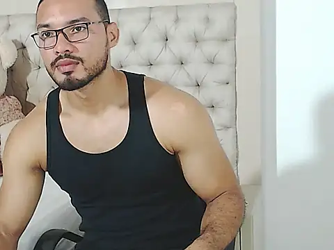 marcusblade online show from September 22, 7:53 pm