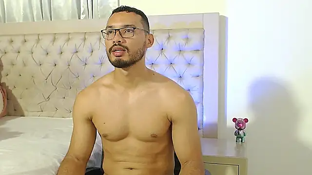 marcusblade online show from November 25, 1:28 am