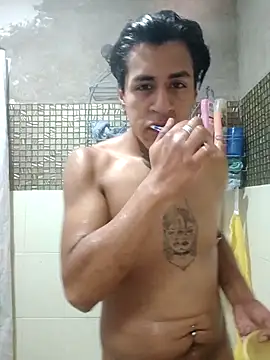 Snapshot of Jossep_21 chatting on November 7, 8:57 pm Jossep 21 online show from November 7, 8:57 pm