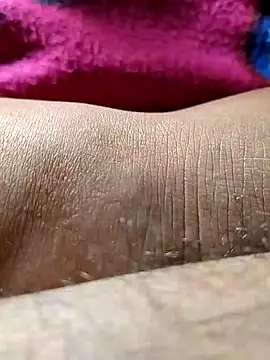 only-injoy online show from November 18, 5:16 pm