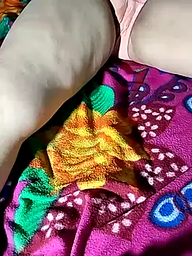 only-injoy online show from October 25, 5:02 pm