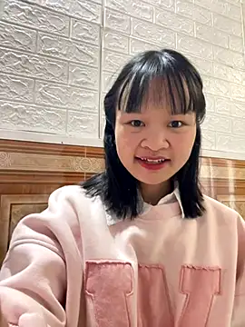 Daisy018 online show from November 28, 5:18 am