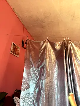 Daisy018 online show from September 19, 1:42 am