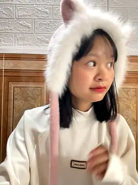 Daisy018 online show from October 23, 2:21 am