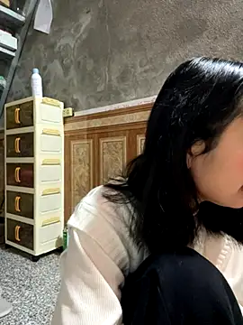 Daisy018 online show from November 19, 2:11 am