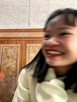 Daisy018 online show from November 23, 5:17 am