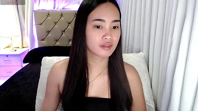 fuckdoll amber online show from March 11, 11:32 pm