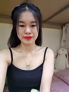 Snapshot of Baby-ladytits2025 chatting on September 16, 3:35 pm Baby-ladytits2025 online show from September 16, 3:35 pm