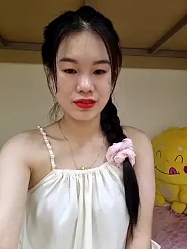 Snapshot of Baby-ladytits2025 chatting on September 24, 3:40 pm Baby-ladytits2025 online show from September 24, 3:40 pm
