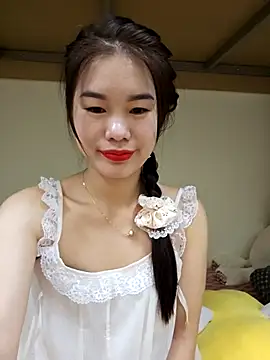 Baby-ladytits2025 online show from October 30, 3:16 am