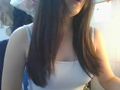 Linzly online show from April 2, 2:52 am