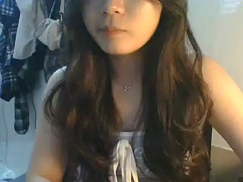 Snapshot of Linzly chatting on September 18, 9:01 am Linzly online show from September 18, 9:01 am