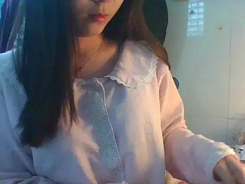 Linzly online show from February 11, 2:44 am