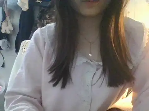 Linzly online show from February 1, 8:01 am