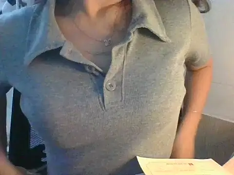 Snapshot of Linzly chatting on September 25, 4:13 pm Linzly online show from September 25, 4:13 pm