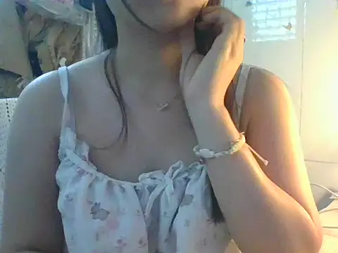 Linzly online show from March 24, 2:44 am