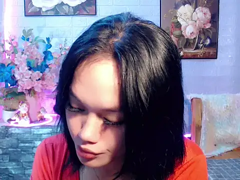 Snapshot of sexybabewarrior chatting on July 12, 8:20 pm sexybabewarrior online show from July 12, 8:20 pm