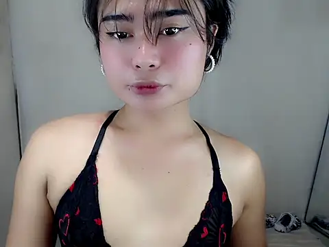 itsmekianna online show from March 25, 2:44 am