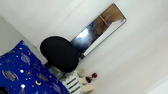 Snapshot of itsmekianna chatting on November 3, 6:11 pm itsmekianna online show from November 3, 6:11 pm