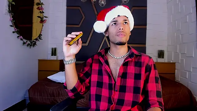 Thiagoferreti online show from December 3, 7:24 pm