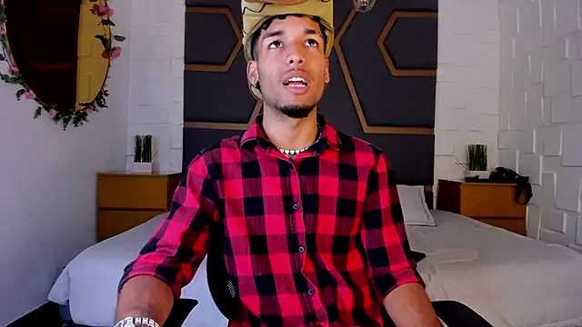 Thiagoferreti online show from November 26, 7:36 pm