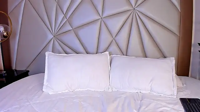 Snapshot of Thiagoferreti chatting on February 6, 3:35 am Thiagoferreti online show from February 6, 3:35 am