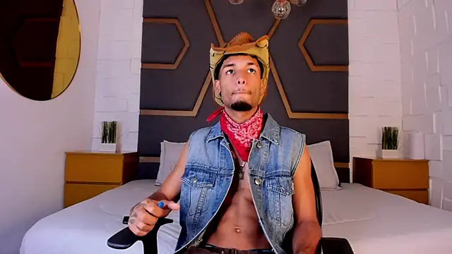 Thiagoferreti online show from November 18, 7:28 pm