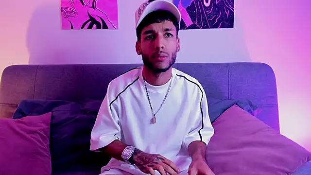 Thiagoferreti online show from June 30, 3:39 am