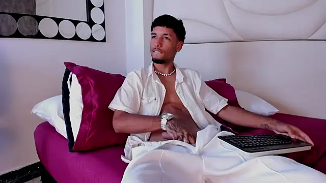 Thiagoferreti online show from November 10, 8:14 pm