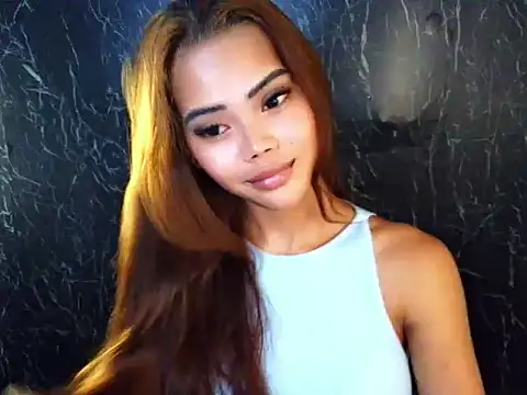 ur holly lexie online show from December 4, 5:34 pm