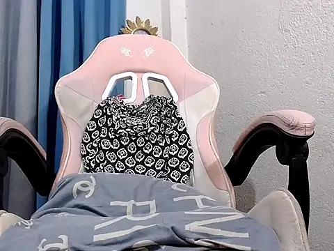 Snapshot of Mistress_Bigcockts chatting on September 25, 11:22 pm Mistress Bigcockts online show from September 25, 11:22 pm