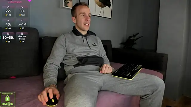 Snapshot of Buddy_Forman chatting on October 28, 6:23 am Buddy Forman online show from October 28, 6:23 am