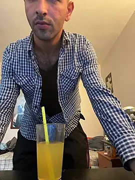 Sj61799 online show from February 10, 11:37 pm