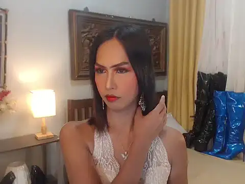 Nathalieheartt online show from November 11, 1:33 am