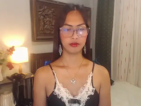 Nathalieheartt online show from July 15, 12:56 pm