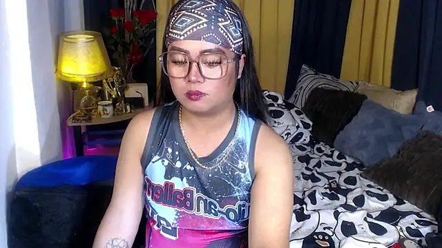 YourSweet-mich online show from April 5, 2:46 pm