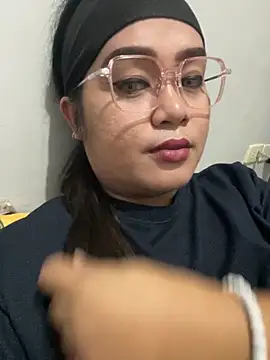 YourSweet-mich online show from September 22, 2:23 pm